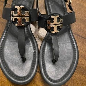 Tory Burch Claire Thong sandal